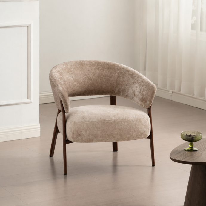 Fauteuil Japandi Nobu Taupe met walnoot onderstel Mahom