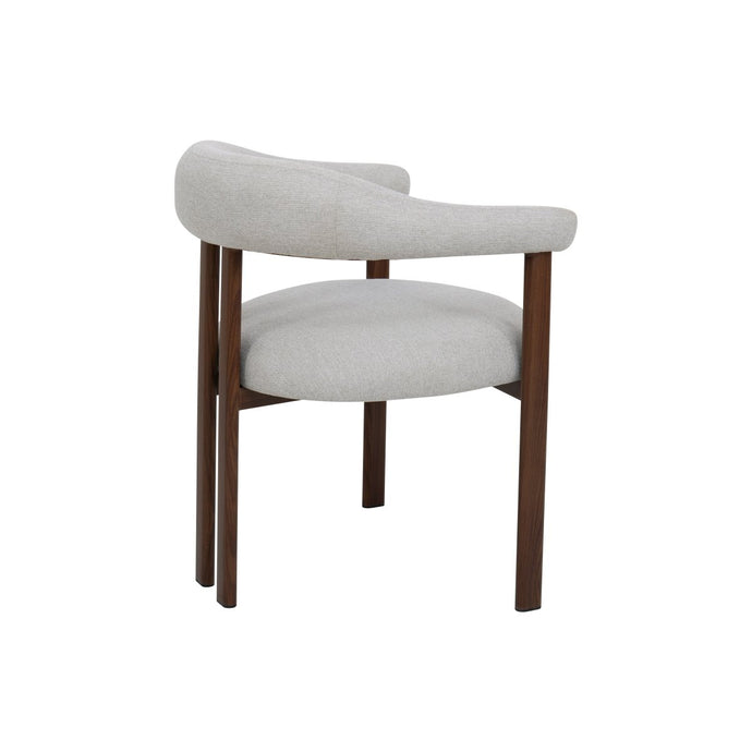 Eetkamerstoel Ariane Beige met walnoot onderstel Mahom