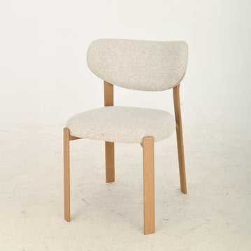 Eetkamerstoel Corsac Wit met eiken kleur onderstel Mahom