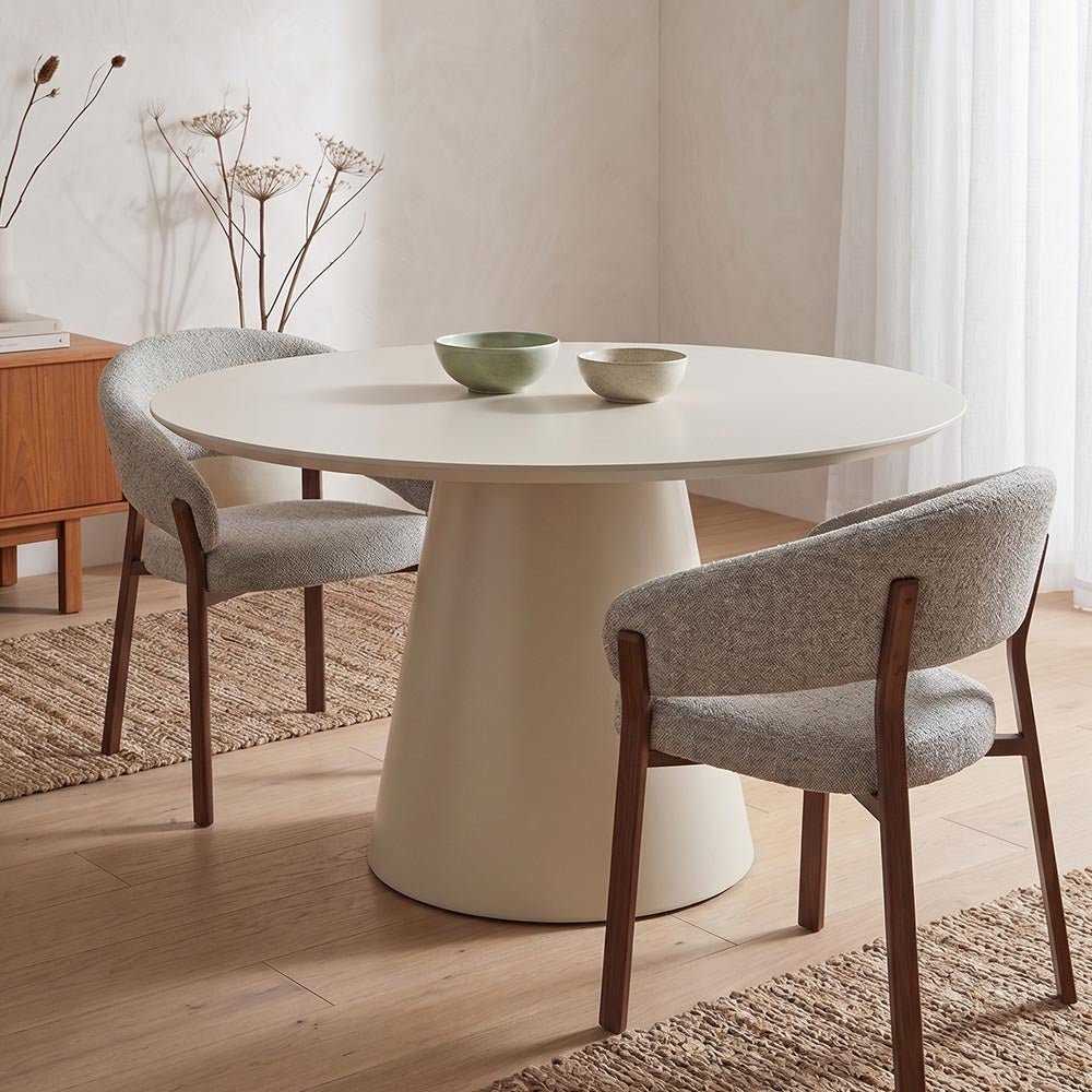 Ronde witte eettafel van mangohout