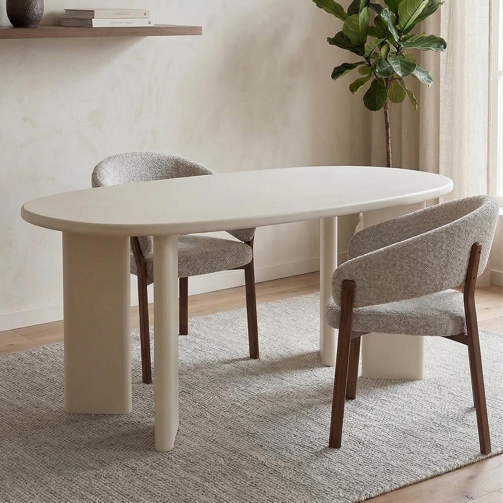 Organische witte eettafel van microcement