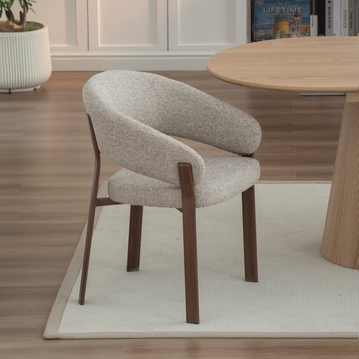 Beige eetkamerstoel met bruin onderstel