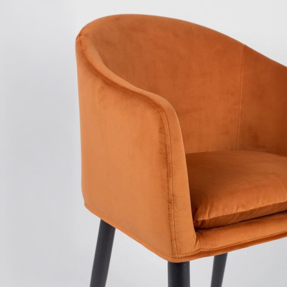 Fauteuil oranje met zwart onderstel