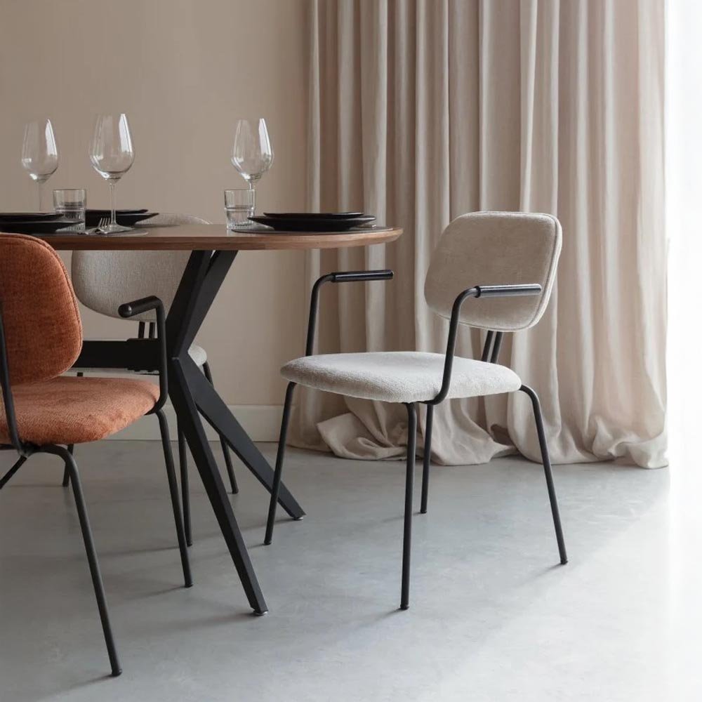 Fauteuil wit met zwart onderstel