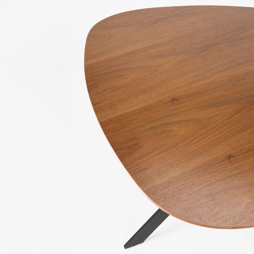 Eettafel organisch rond bruin