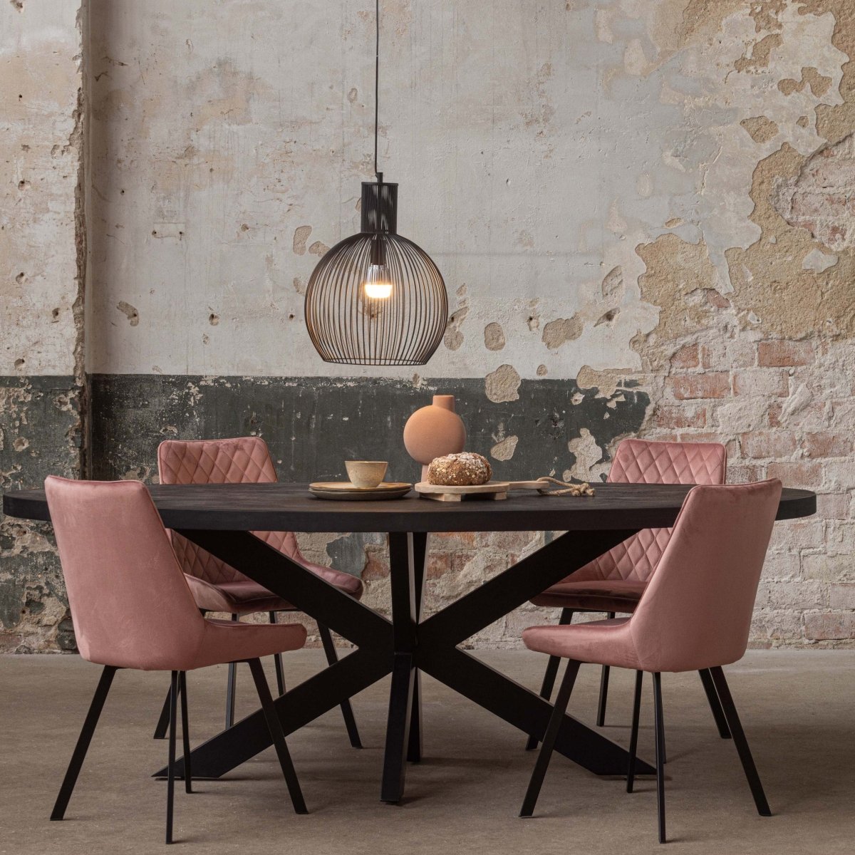 Reims Roze met Eettafel Tulsa Black